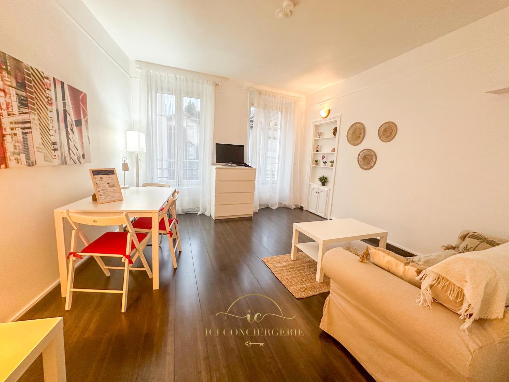 Le Nid Versaillais Apartment